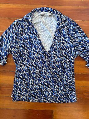 Nine & Co Nine West Y2K Does 70s Vintage Abstract Wrap Top 3/4 Sleeve